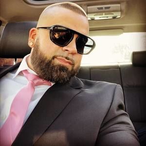 Meet your Posher, Christopher